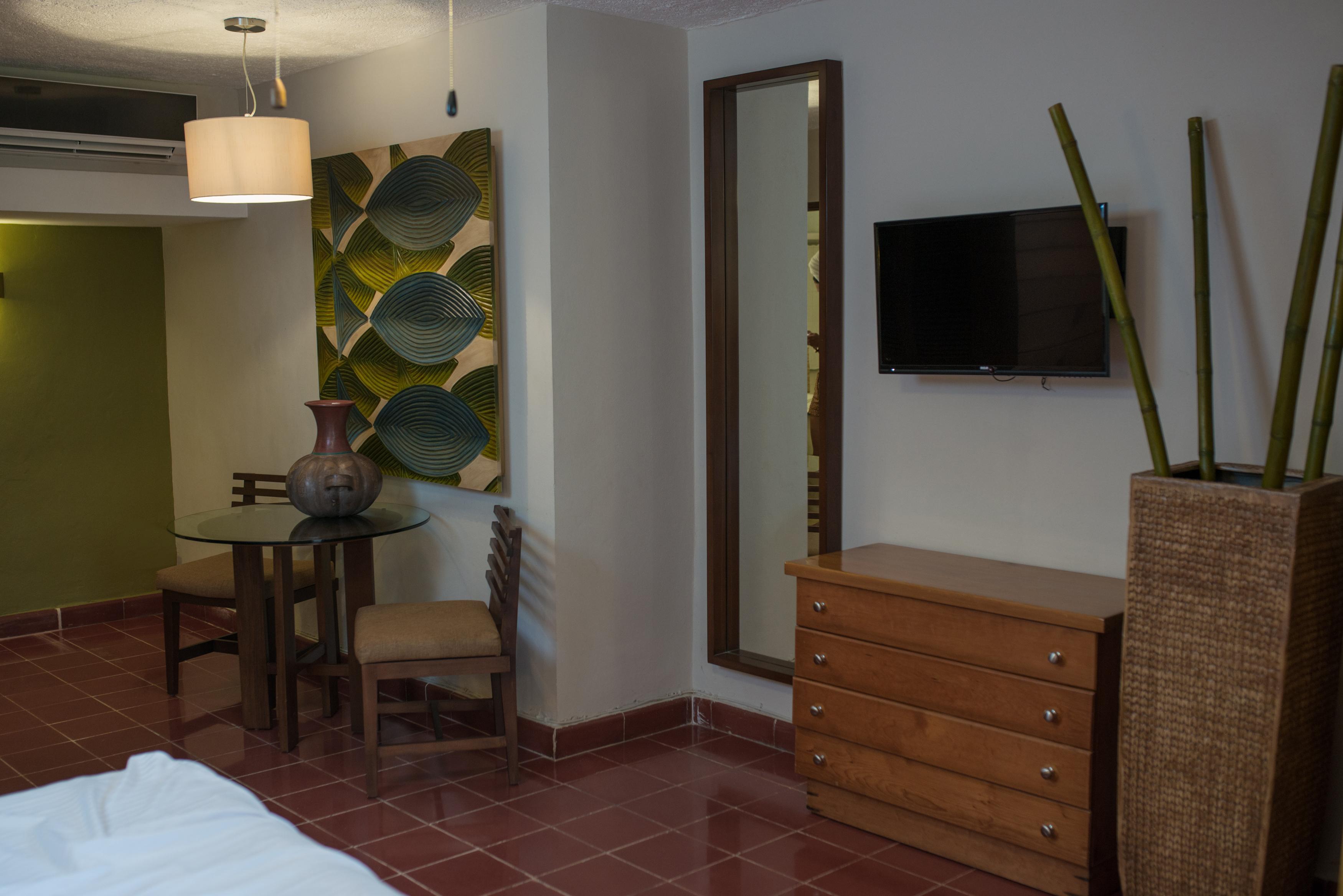 HOTEL SUITES COLONIAL COZUMEL 3* (Mexico) - from US$ 62 | BOOKED